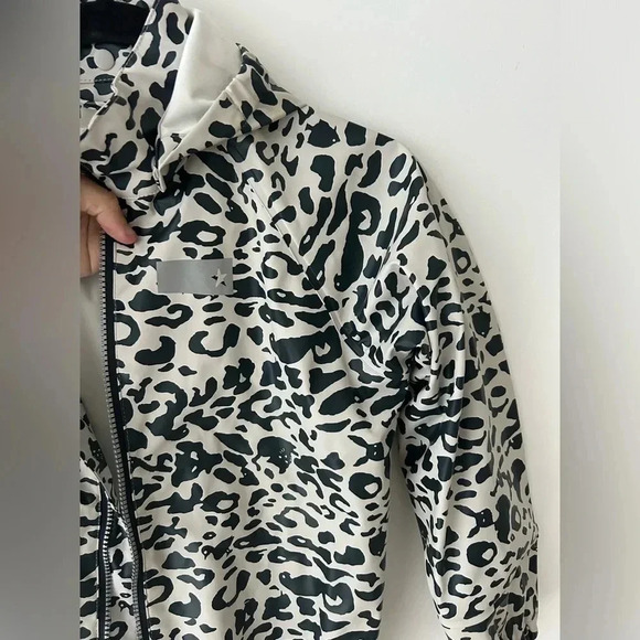 Molo cat prints  rain jacket - Picture 3 of 11